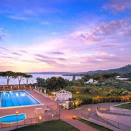 Ha Hotel Bracciano (Rome)